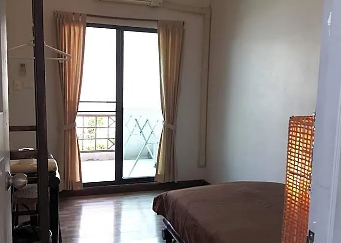 Lamphuhouse Hotel