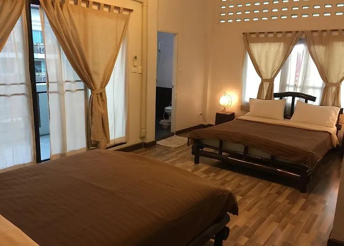 Hotel Lamphuhouse 3*